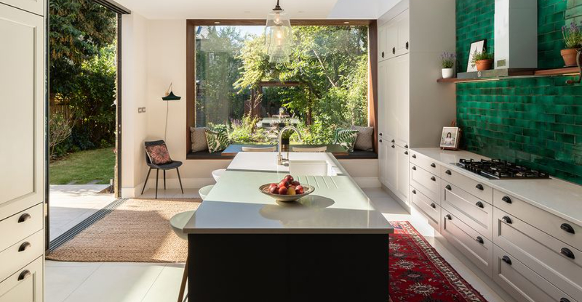 Georgia Farmhouse Kitchens With Porches Right Outside - Decor Hint