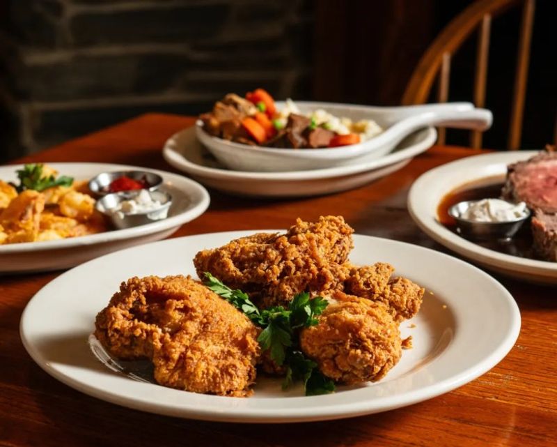 9 Meat-And-Three Spots In Georgia That Taste Like Sunday - Decor Hint The Colonnade