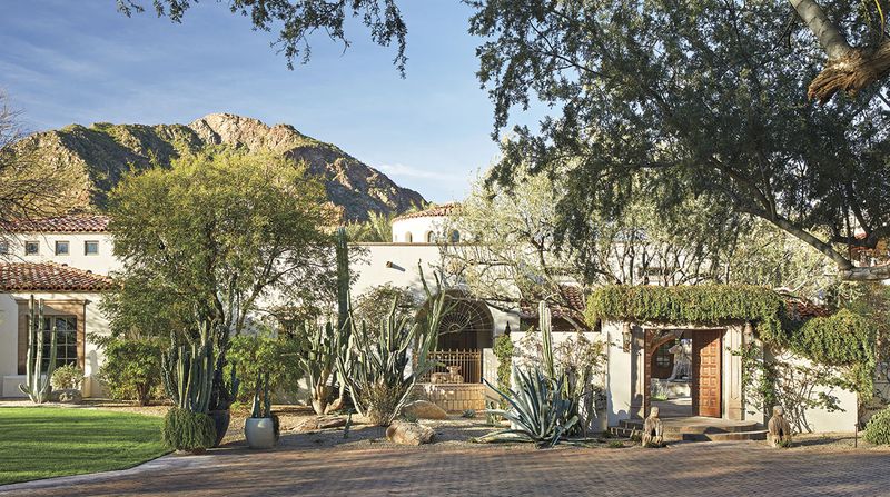 Retro Desert Hacienda with Modern Twists
