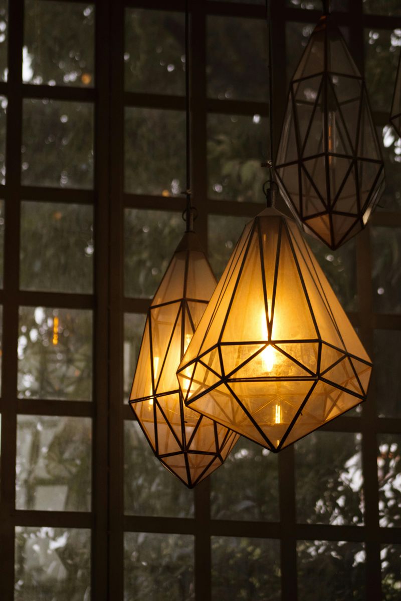 7 Ideas For Mid Century Lights That Could Keep Your Room Current And Classic - Decor Hint Cone-Shaped Pendants