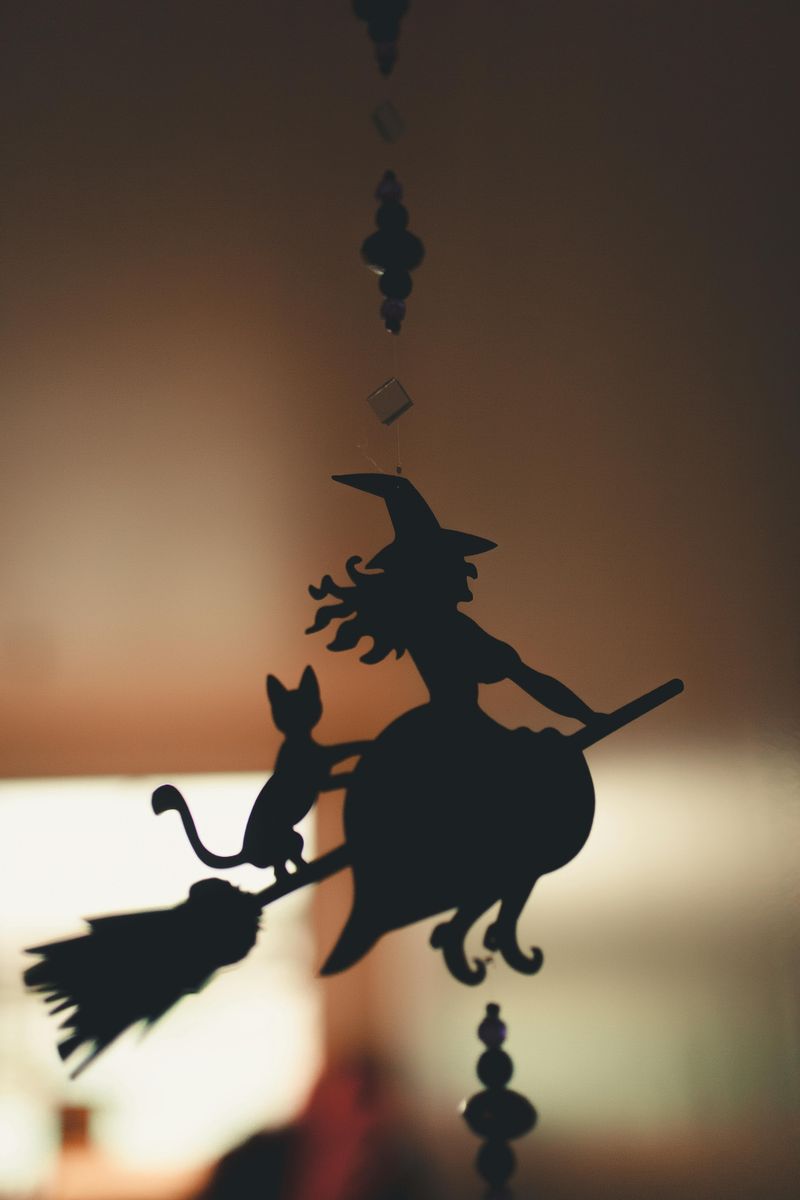 Vintage Witch Silhouettes