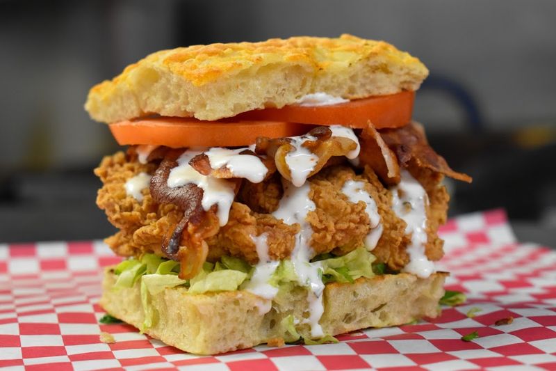 12 Iowa Buffets Where Fried Chicken Still Tastes Like Grandma's - Decor Hint Mt. Hamill Tap – Donnellson