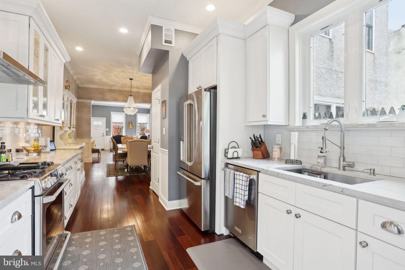 10 Philadelphia Kitchens With Warm Wooden Floors And Hidden Radiant Heating - Decor Hint Queen Village Historic Gem