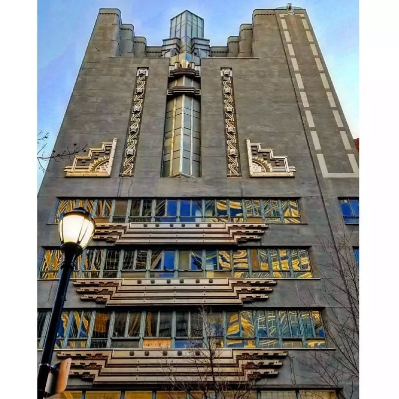 Society Hill's Art Deco Masterpiece