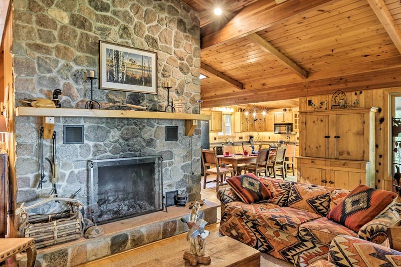 12 Cabin Interiors In Minnesota That Might Capture Winter Charm - Decor Hint Bemidji Cabin Interior Minnesota