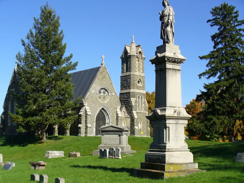 Oakwood Cemetery Spirits Walk – Syracuse, NY