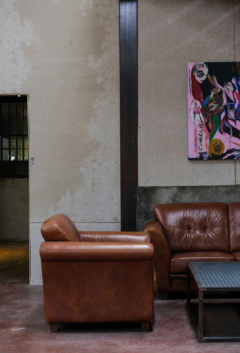 16 Ways You Can Incorporate Bold Industrial Style In Your Home - Decor Hint Choose Weathered Leather Furniture