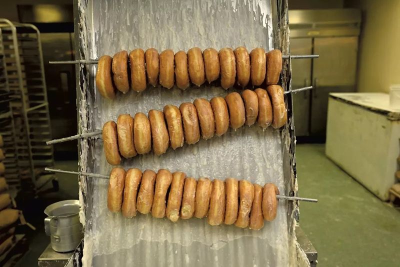 Jones' Donuts & Bakery — Rutland, VT