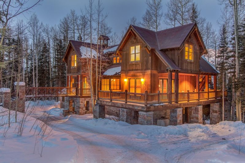 12 Colorado Ski Cabins With Décor As Cozy As The Slopes - Decor Hint Galloping Goose Chalet – Telluride