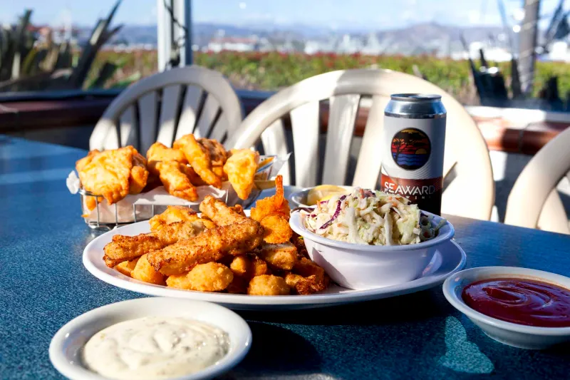 7 Reasons Why This California Seafood Shack Is Always Worth The Drive - Decor Hint Family-Owned For Generations