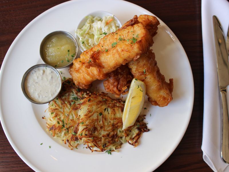 8 Wisconsin Fish Fries That Define Midwest Tradition - Decor Hint The Wisconsin Club