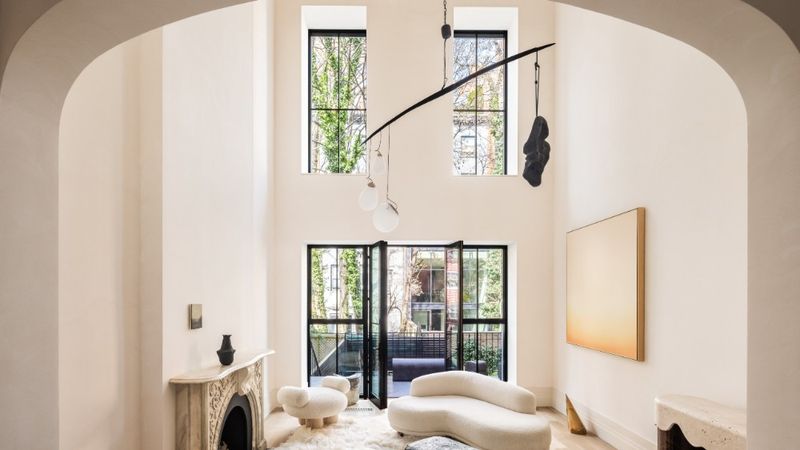 9 Historic NYC Townhouses That Command Top Dollar For Their Character - Decor Hint Chelsea's Gallery-Inspired Transformation