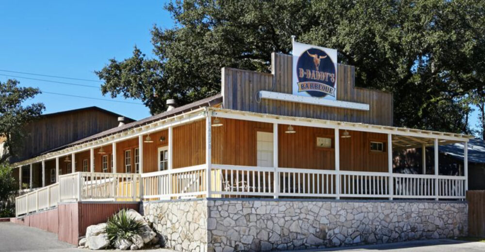 Haunted BBQ Nights Are Heating Up Across Texas This Halloween - Decor Hint