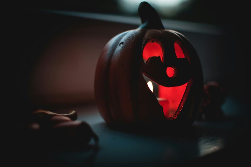 Talking Jack-o'-Lantern Host