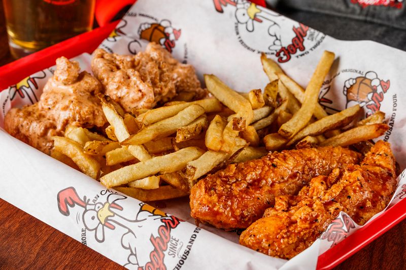 Foghorn's Wings & Diner