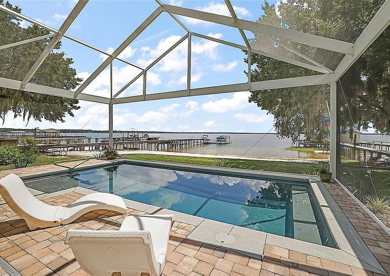 10 Florida Guest Houses That Feel Like Vacation Every Day - Decor Hint Silver Lake Guest Pool House – Lakeside Luxury In Leesburg
