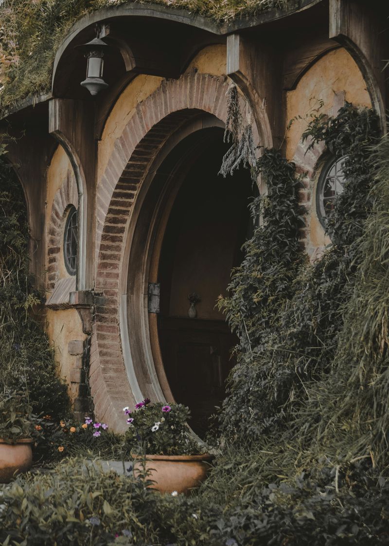 14 Hobbit-Style Homes That Could Inspire Unique Design Ideas - Decor Hint Rustic Timber-Framed Homes