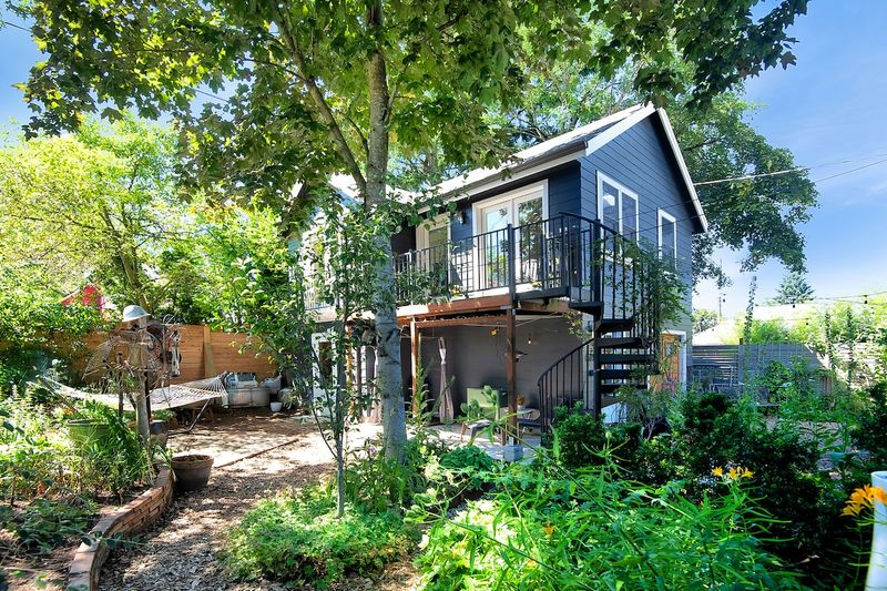 Secret Garden Retreats In East Portland ADUs