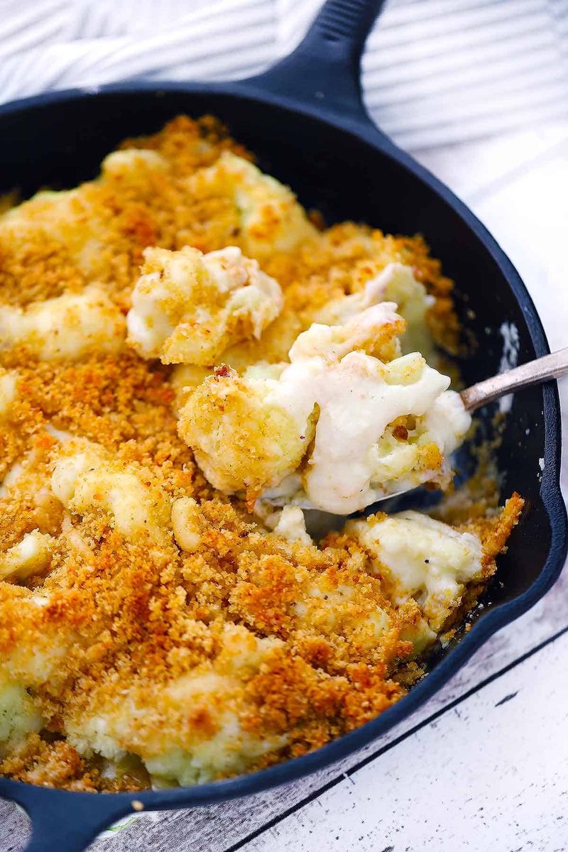 Cheesy Cauliflower Gratin