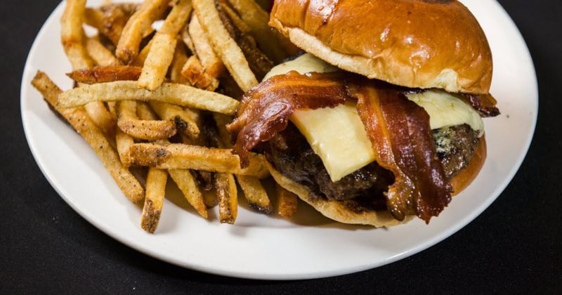 14 Must-Try Texas Burgers That Made Food History - Decor Hint The Grape's Classic Sunday Brunch Burger