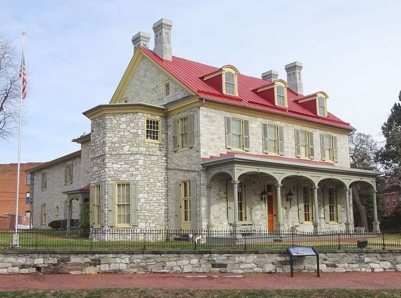 12 Pennsylvania Colonial Homes With Details That Still Inspire - Decor Hint John Harris–Simon Cameron Mansion – Harrisburg (1766)