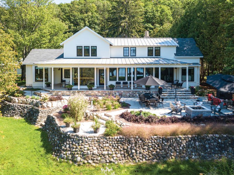 Glen Lake's Terraced Garden Porch