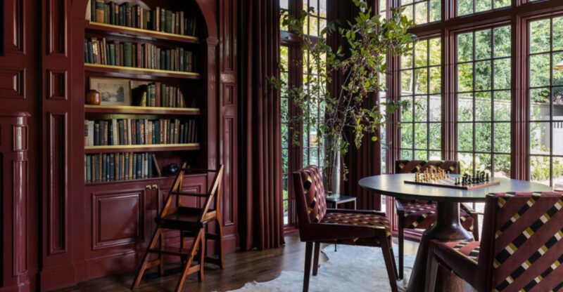 How To Bring The Classic New York Brownstone Look Into Your Own Home