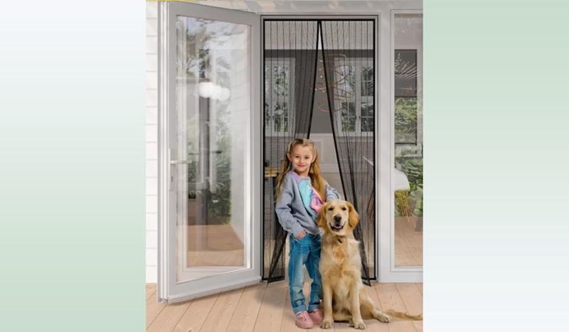 12 Florida Upgrades Renters Will Love That Feel Custom - Decor Hint Magnetic Screen Door Savior