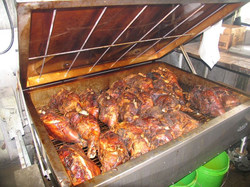 Red Bridges Barbecue Lodge (Shelby, NC)