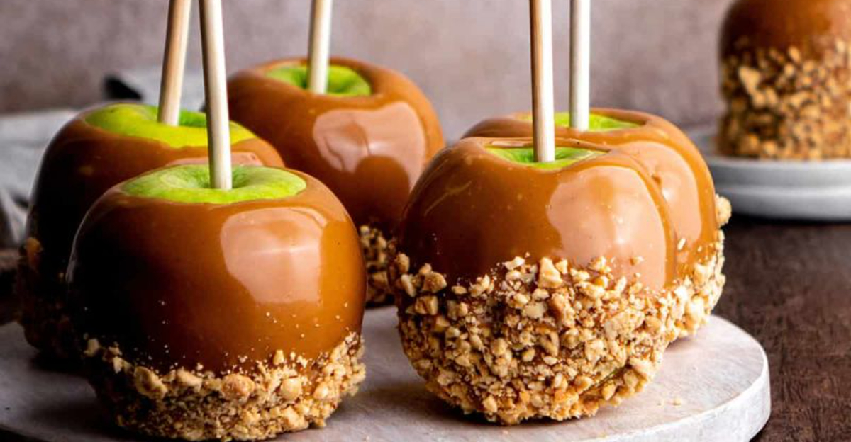 Illinois Farmers Markets Are All About These Caramel Apple Delights - Decor Hint