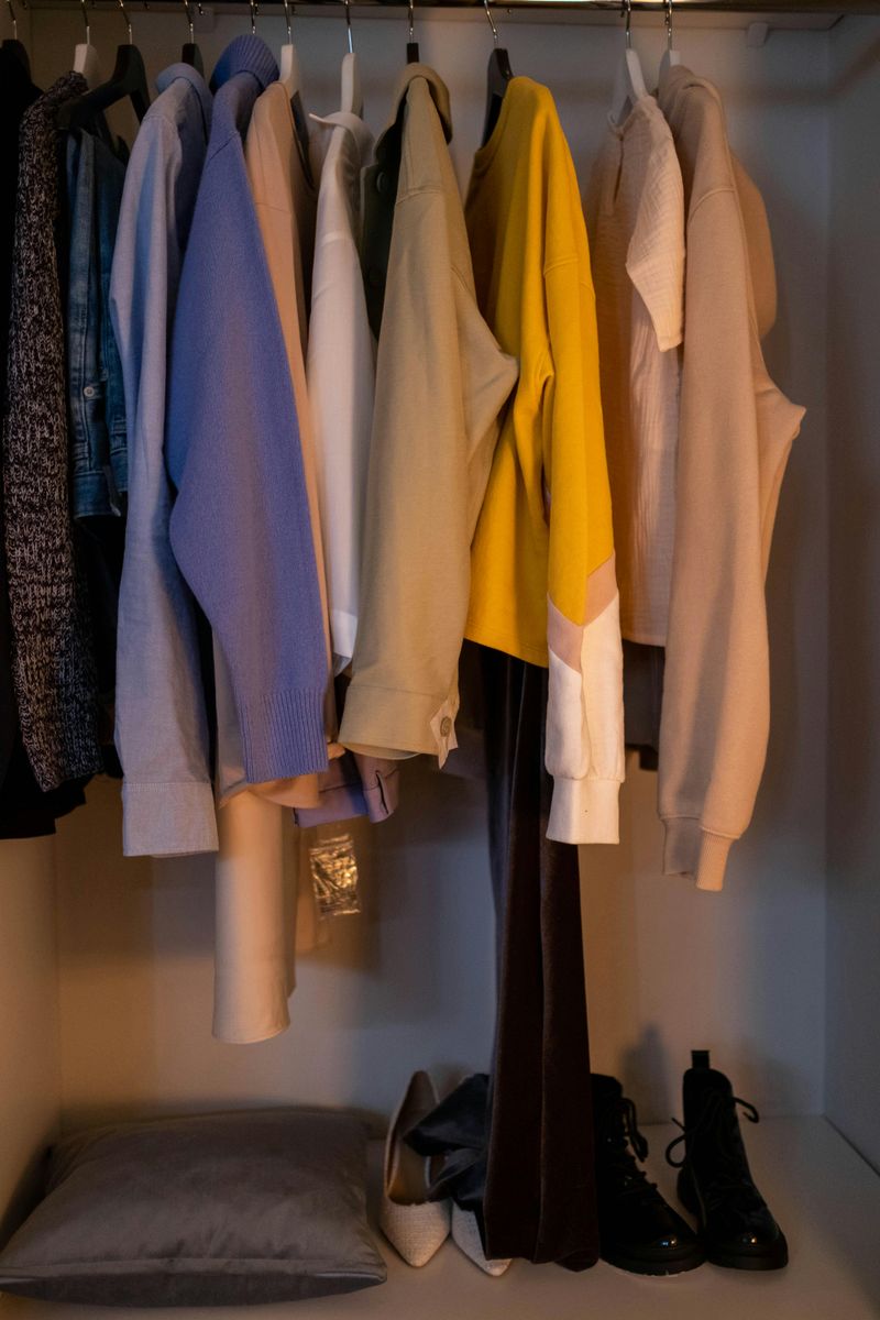 19 Closet Makeover Ideas That May Be Worth Considering - Decor Hint Create A Seasonal Rotation System