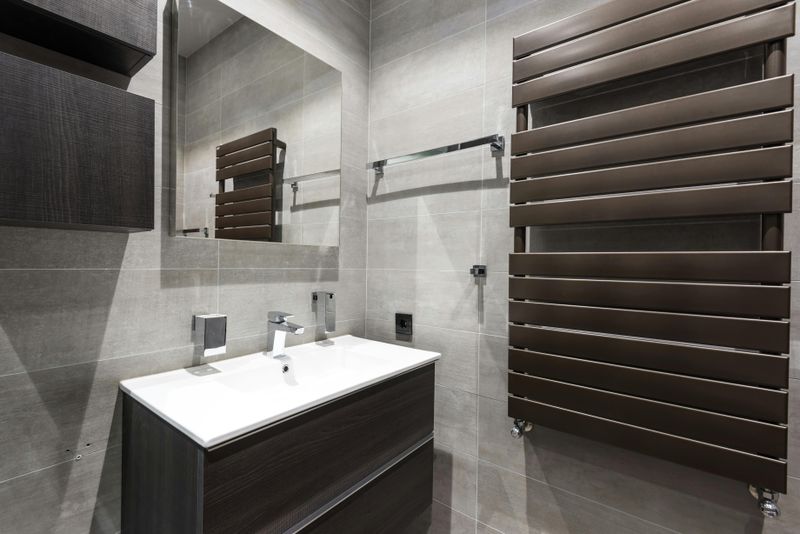 Small Bathroom Designs That Might Create A Roomier Feeling - Decor Hint Choose Compact Fixtures