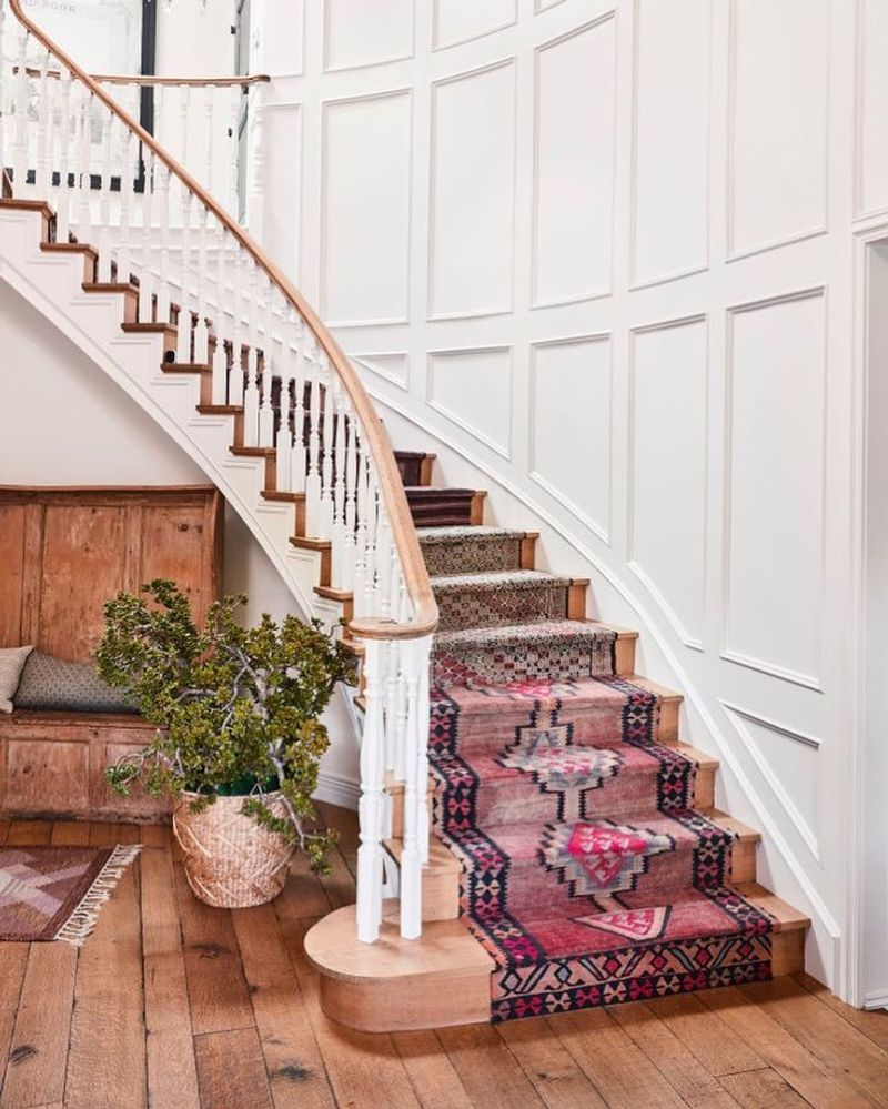 10 Philadelphia Rowhouse Stair Runners That Protect And Impress - Decor Hint Vintage-Inspired Floral
