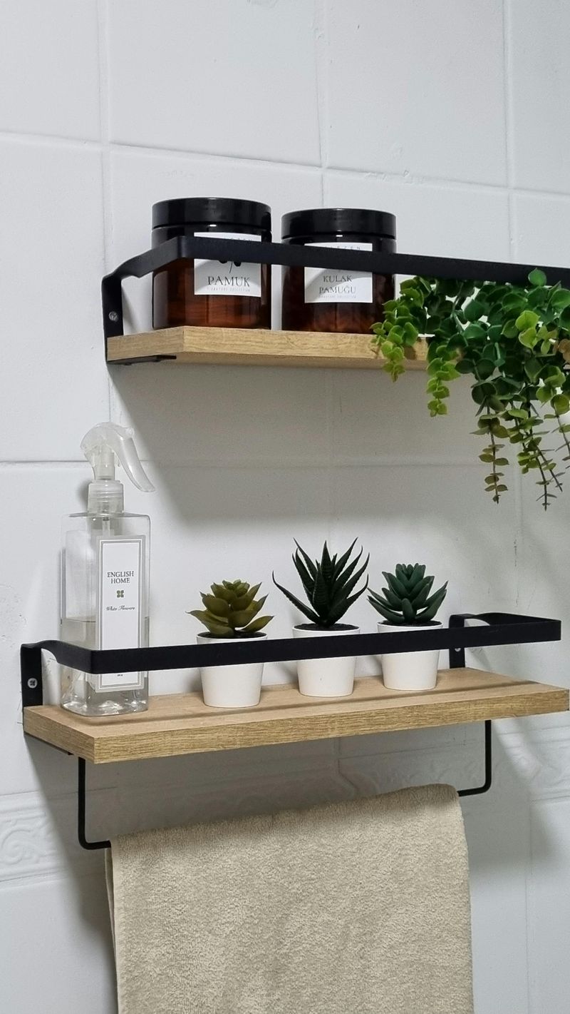 17 Tips That May Help You Achieve A Stunning Bathroom Look - Decor Hint Add greenery or small plants