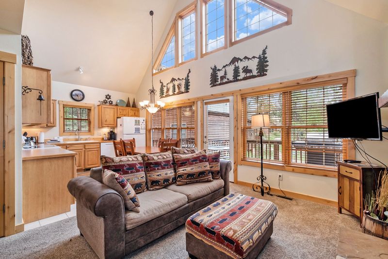12 Cabin Interiors In Minnesota That Might Capture Winter Charm - Decor Hint Sandstone Cabin Interior – Minnesota