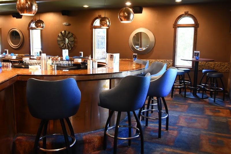 9 Wisconsin Supper Clubs That Stand The Test Of Time - Decor Hint Roxy Supper Club: Oshkosh's Retro Dining Treasure