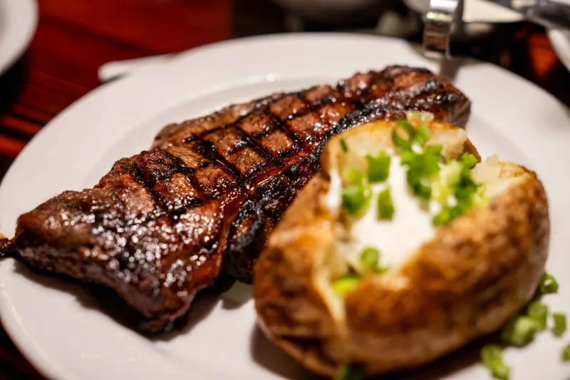 12 Old-School California Steakhouses Serving Tradition Over Trend - Decor Hint Cattlemen's Steakhouse – Western Charm In Dixon