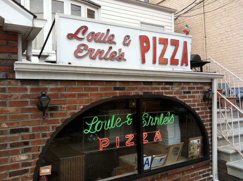 9 Pizzerias In New York That Still Honor The Family Recipe - Decor Hint Louie & Ernie's Pizza – Bronx Hidden Treasure