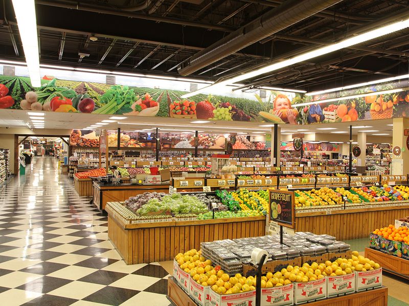 Shady Maple Farm Market