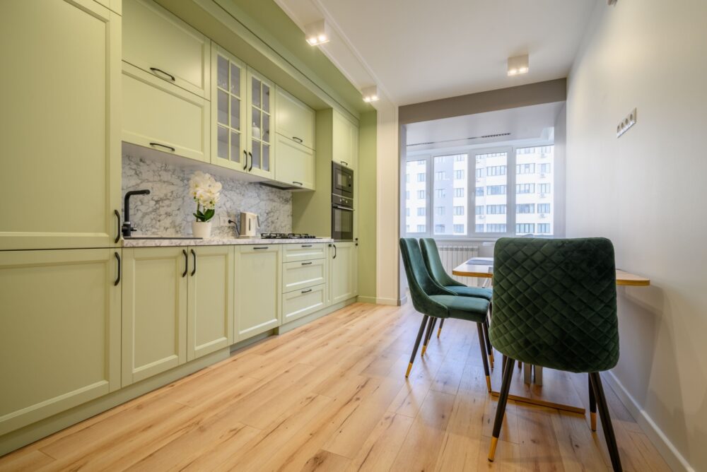 The Once-Hated Paint Color That's Gaining Popularity Again - Decor Hint Kitchen Cabinets With Character 1 - Decor Hint