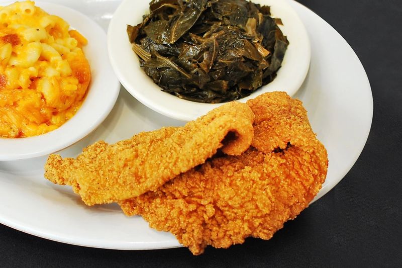 10 Illinois Soul Food Restaurants You'll Want To Taste Twice - Decor Hint 6978 Soul Food – Grandma's Kitchen Reimagined