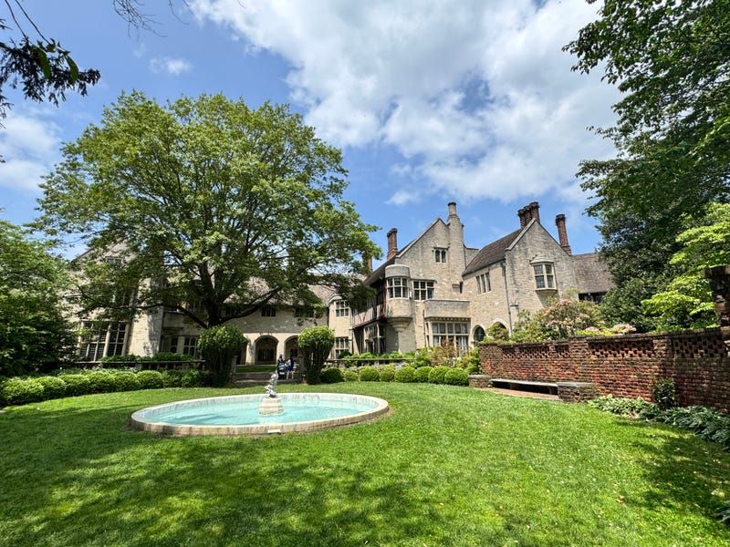 11 Lavish New York Mansions With Ties To The State's Richest Families - Decor Hint Coe Hall