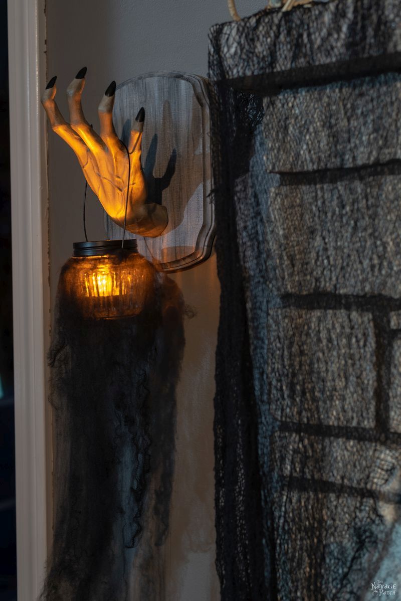 Hanging Lanterns With Flickering LED Candles