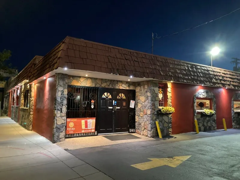 8 Colorado Green Chili Cafes That Pack A Flavor Punch - Decor Hint El Tejado: Breakfast Burritos Bathed In Green Glory