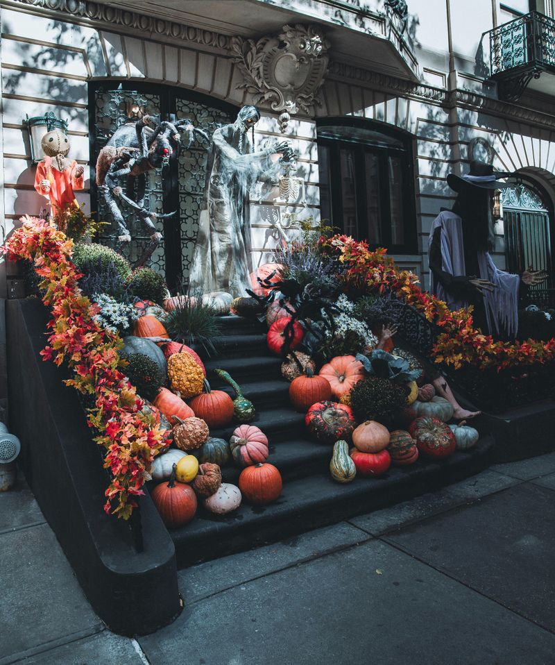 Gothic Staircase Garlands