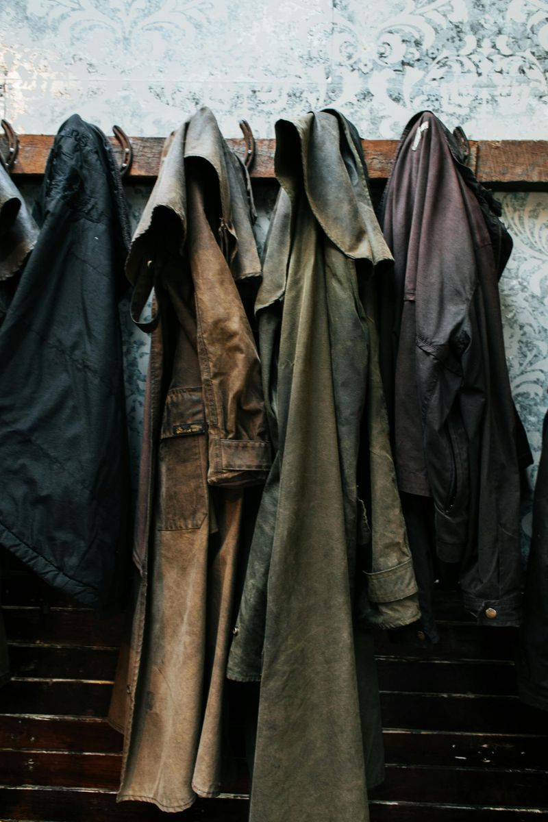 7 Things You Should Never Keep In A Small Entryway - Decor Hint Coat And Bag Overload