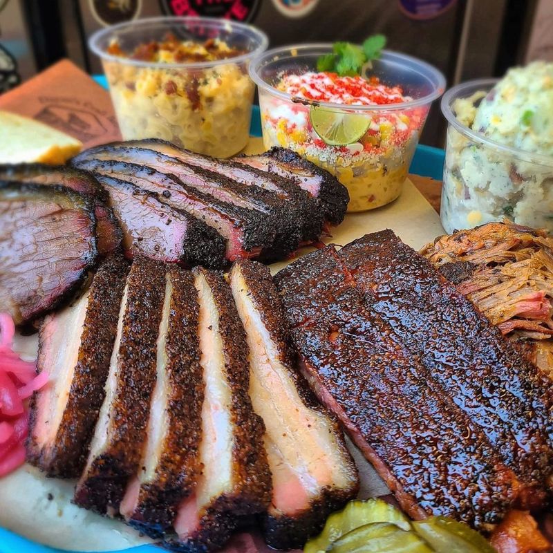 11 Texas Barbecue Chains That Bring Homemade Flavor To Every Bite - Decor Hint Goldee's Barbecue (Fort Worth, TX)