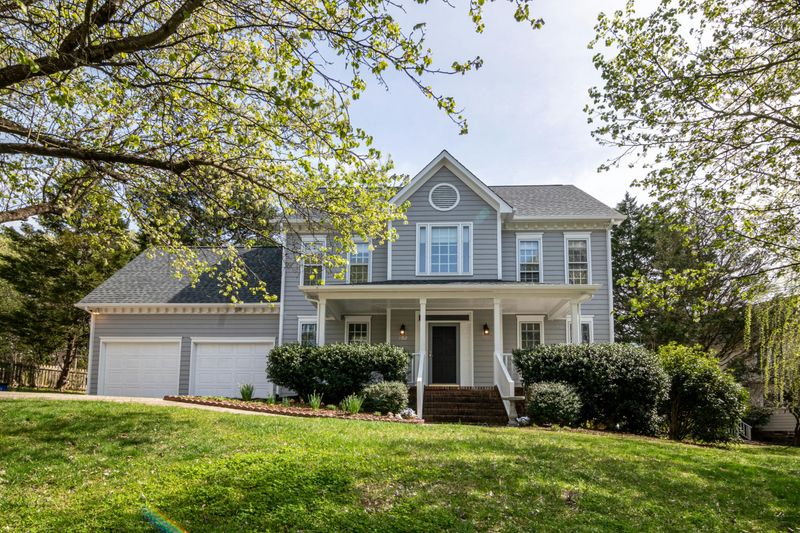 14 Common Security Mistakes That Can Compromise Your Property - Decor Hint Keeping Bushes Tall Near Windows