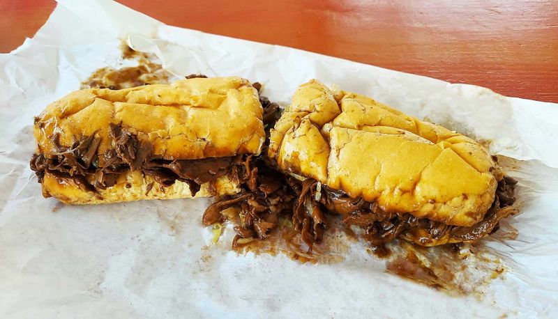 9 Legendary Cajun & Creole Restaurants In Louisiana Worth The Drive - Decor Hint Harry's Po-Boys – Larose