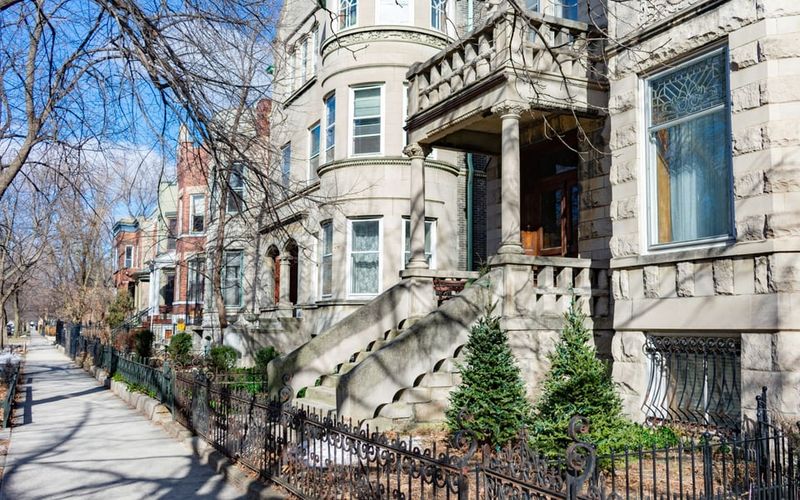 8 Chicago Greystone Homes With Historic Details That Endure - Decor Hint Romanesque Revival In Wicker Park